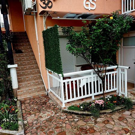 Apartmani Gs ***** Zavidovici Esterno foto