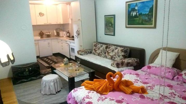 Apartmani Gs ***** Zavidovici Esterno foto