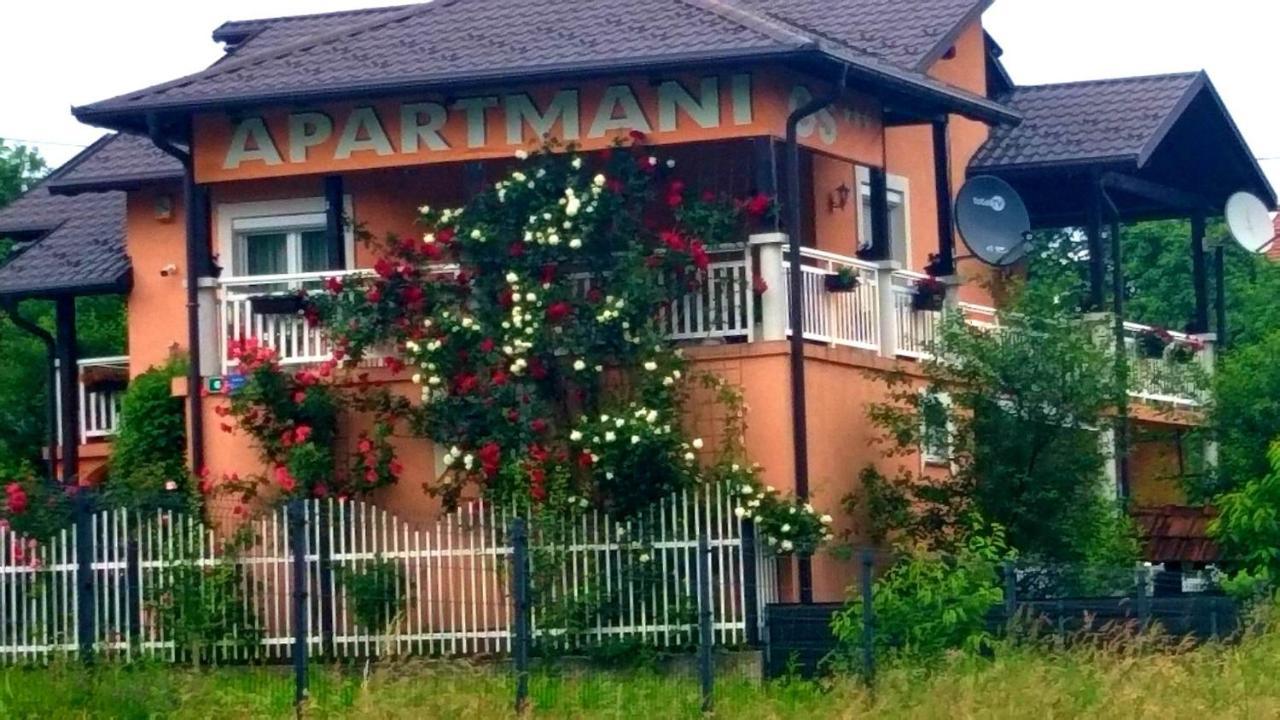 Apartmani Gs ***** Zavidovici Esterno foto