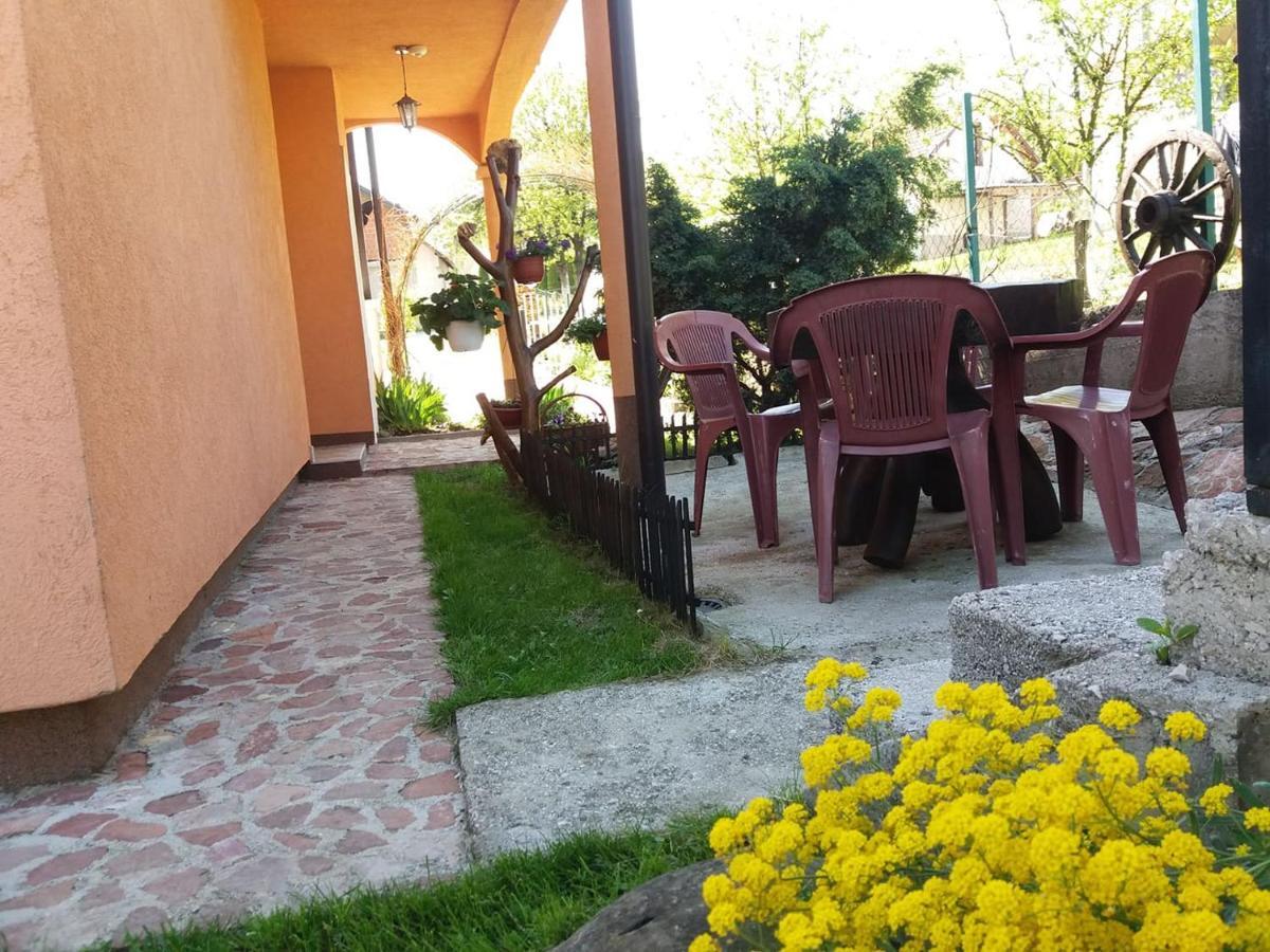 Apartmani Gs ***** Zavidovici Esterno foto